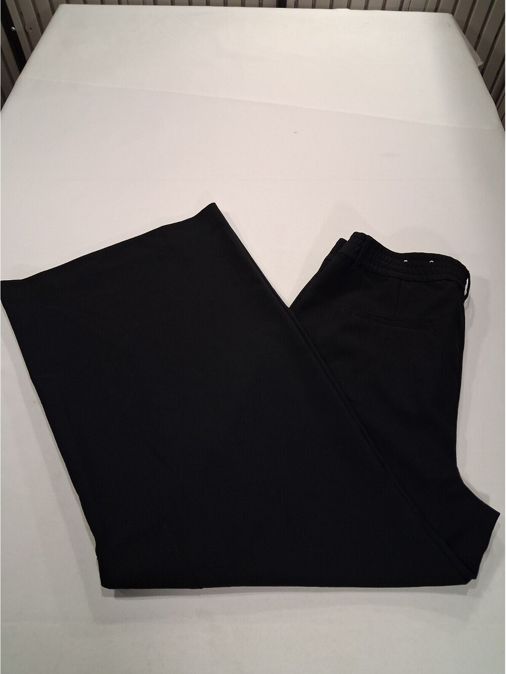 Chico's Polished Cargo Pants Women's 3T (36×33) Black Wide Leg Stretch Utility
